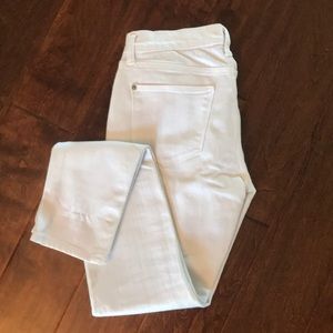 Old Navy white skinny jeans size 2